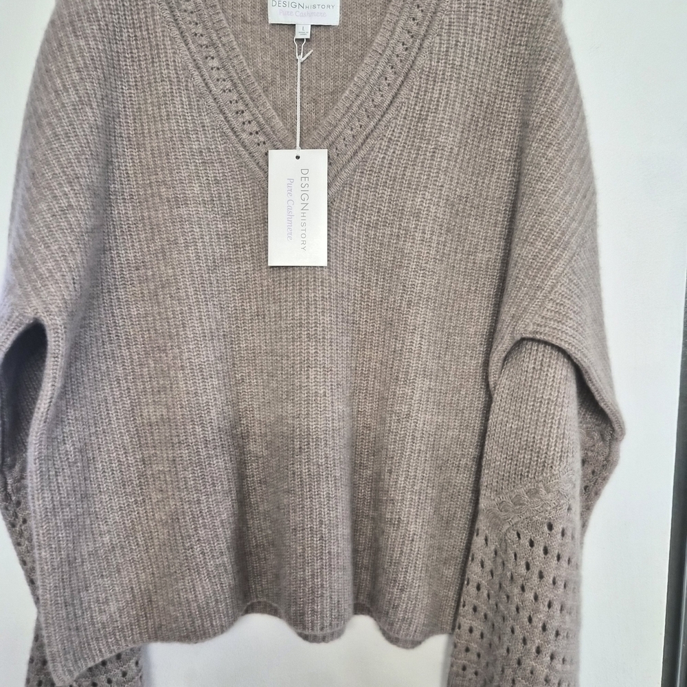 Design History Women's Tan Sweater